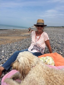 and with Mum wearing her new hat and Lynn's necklace from Kenya